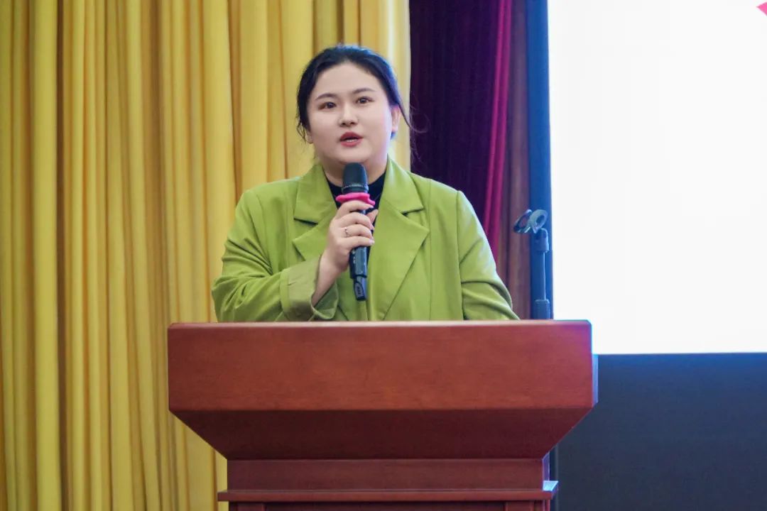 223e70cb18db50a63ddcc0475754c968.jpg