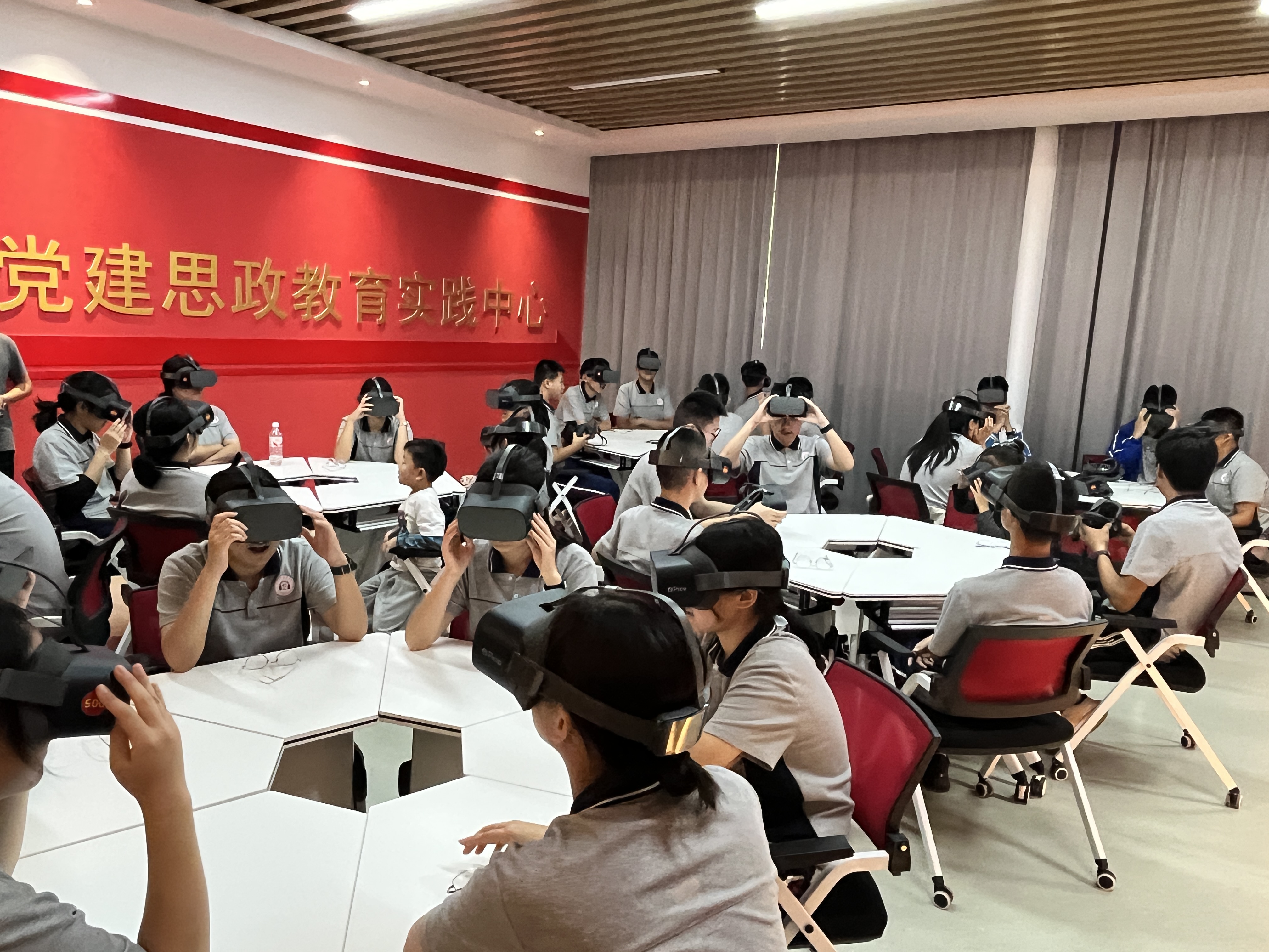 微信图片_20251009200933_69_24.jpg