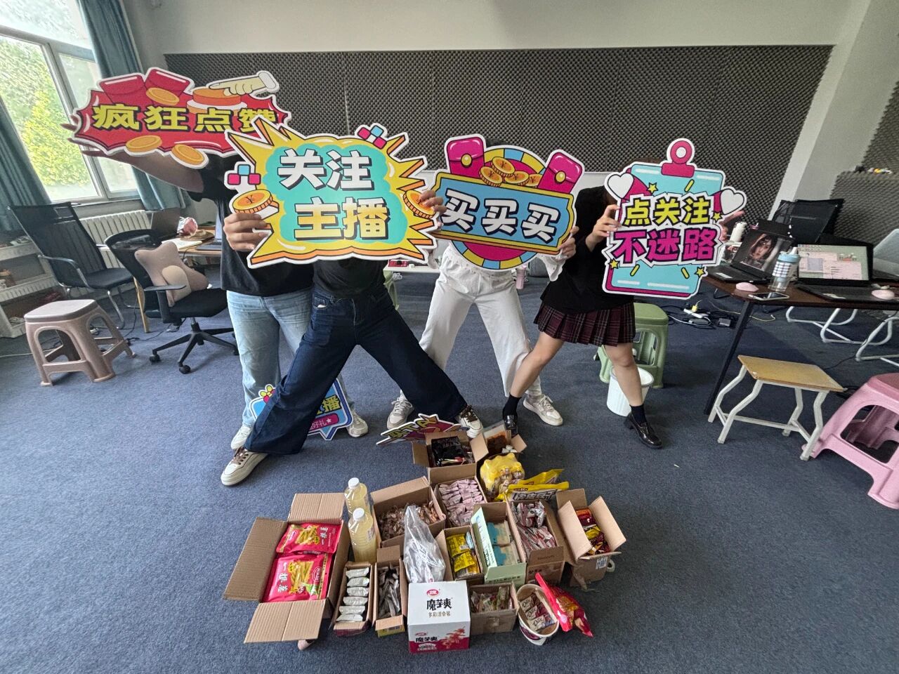 71378e0e5b5b8995c6d681d5887a12f6.jpg 71378e0e5b5b8995c6d681d5887a12f6.jpg