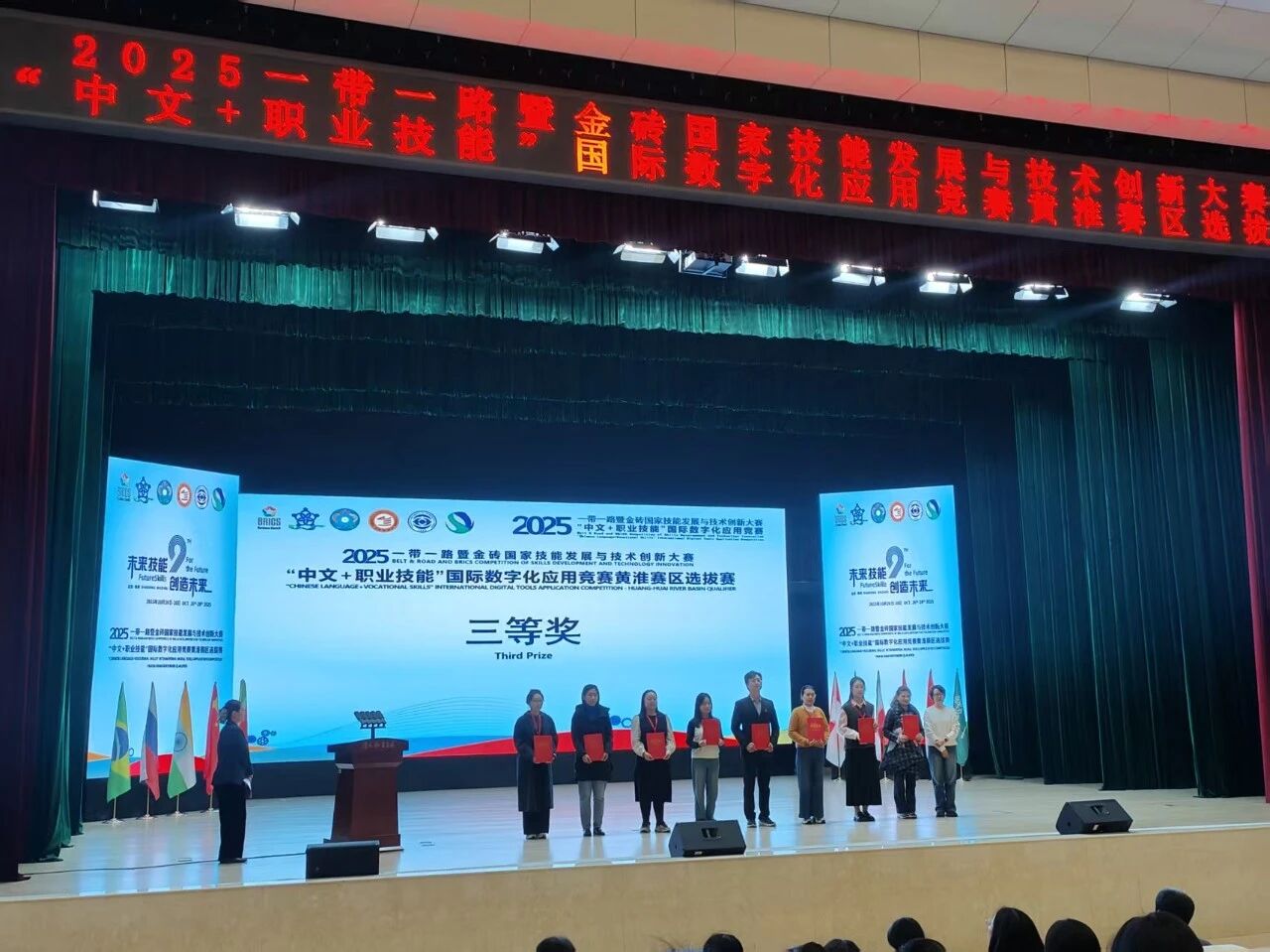 bab2eb75444dabd9e8a25147fe5fd3f3.jpg bab2eb75444dabd9e8a25147fe5fd3f3.jpg