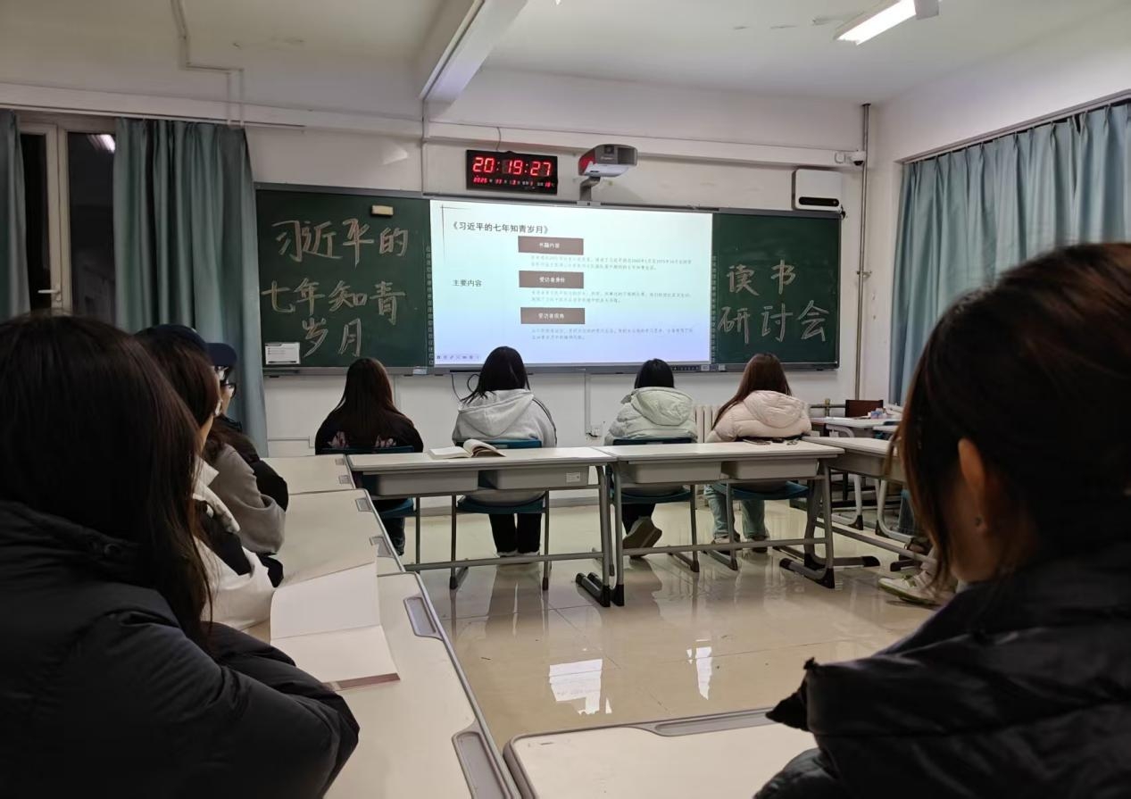 4af5ed4a30937cf008eedfa45d5fe379.jpg 4af5ed4a30937cf008eedfa45d5fe379.jpg