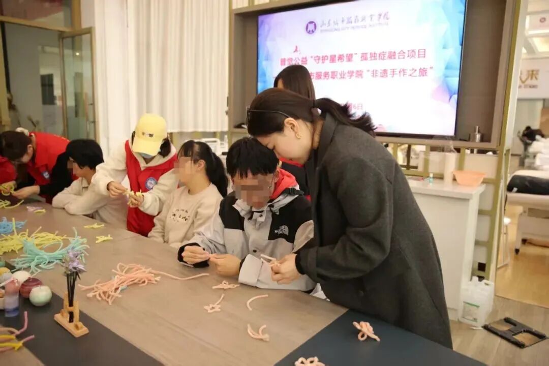 0716c59f2ec74013a737a253f2189728.jpg 0716c59f2ec74013a737a253f2189728.jpg