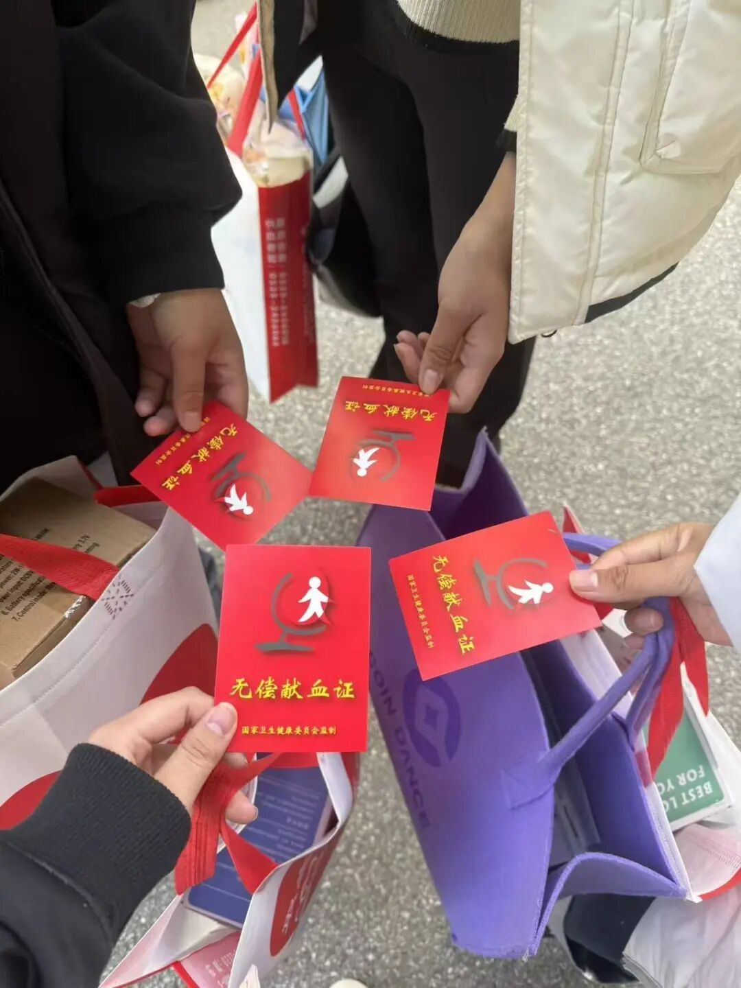 35258197a8a36f43a0f4d6d0f17081d0.png 35258197a8a36f43a0f4d6d0f17081d0.png