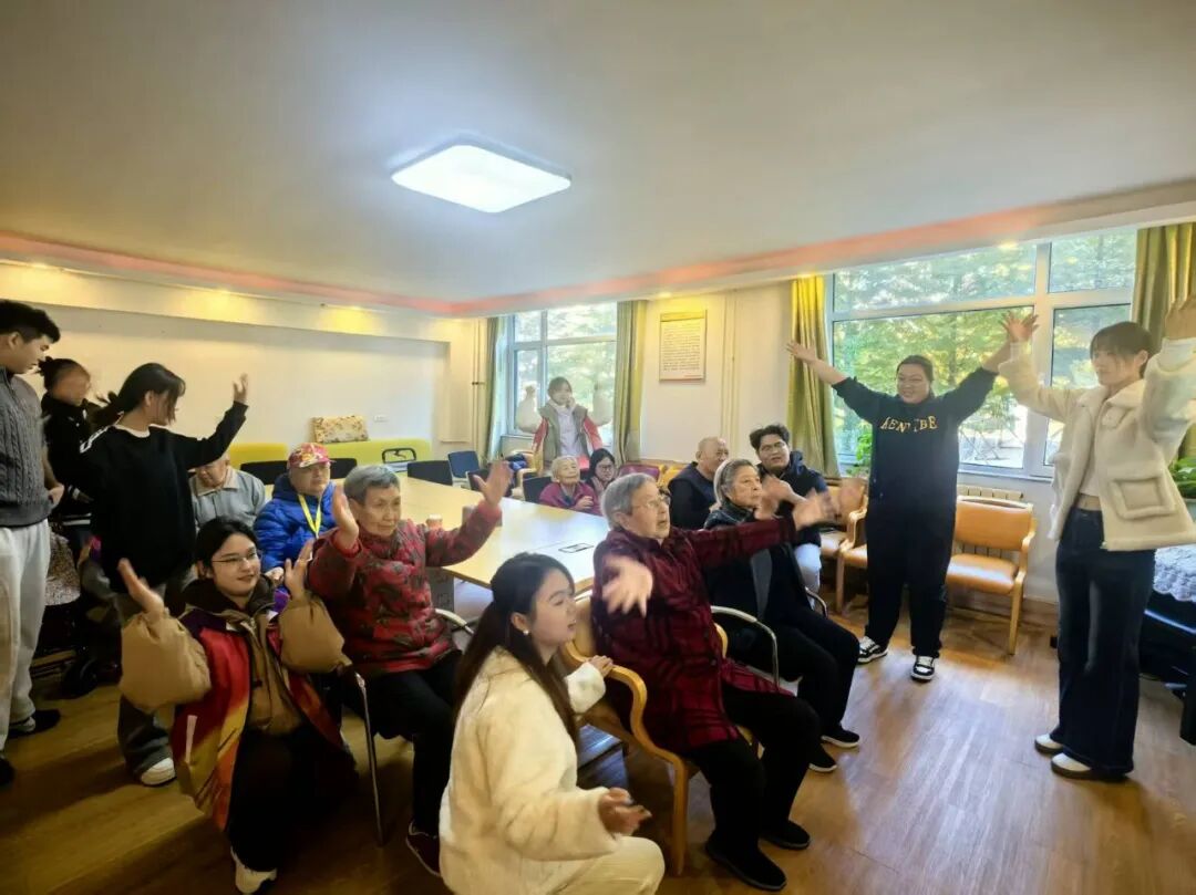 4ffc0787d5ddd2f7682b9e5e091c3ee7.jpg 640.jpg