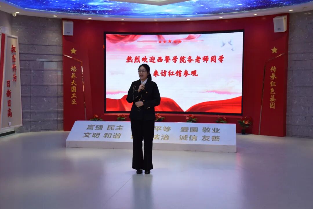 b60bdaf47159aa76c8fe809fd7626b2a.jpg 640.jpg