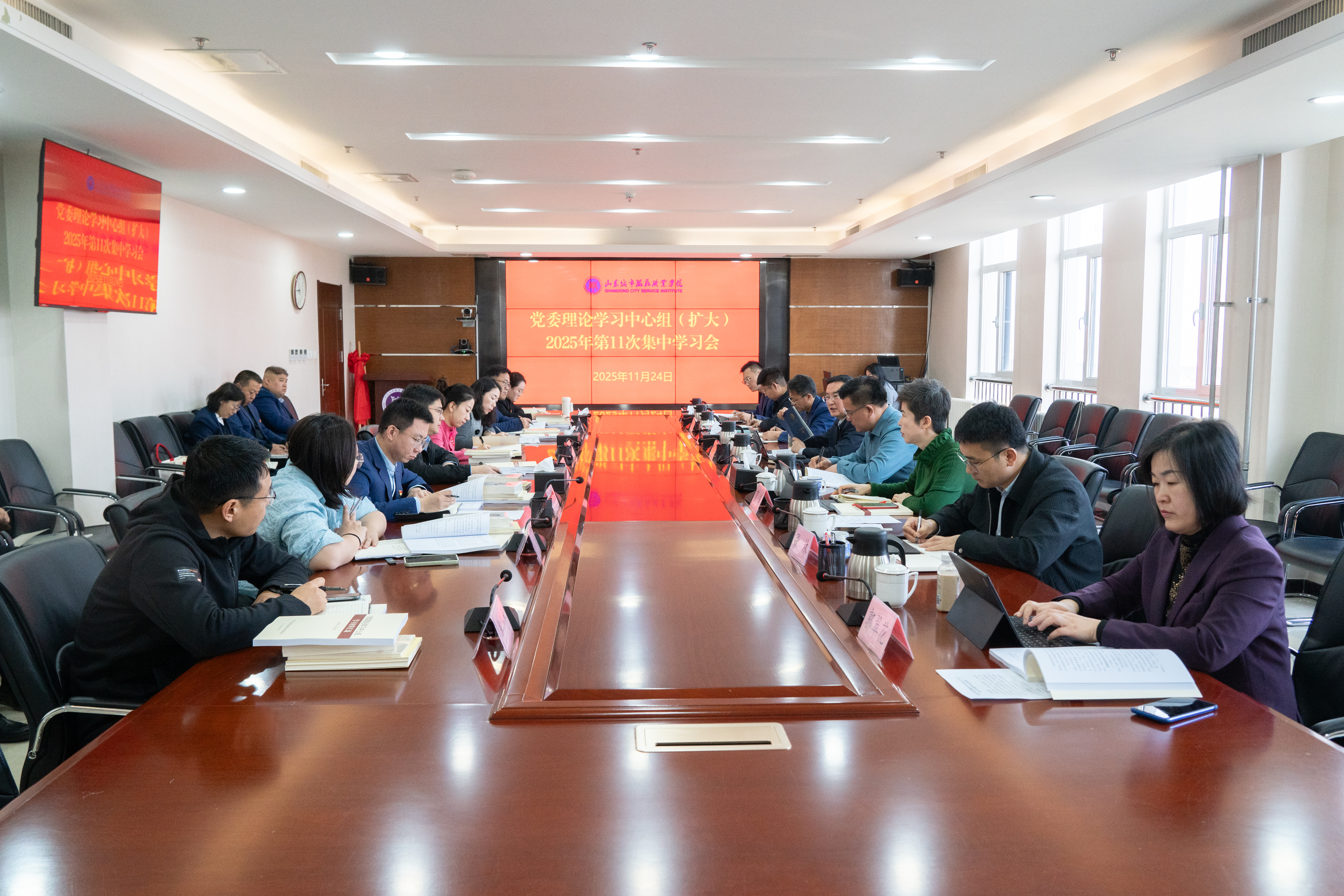 93a1e2a65ca744573aeb20c5d38939dc.jpg 93a1e2a65ca744573aeb20c5d38939dc.jpg