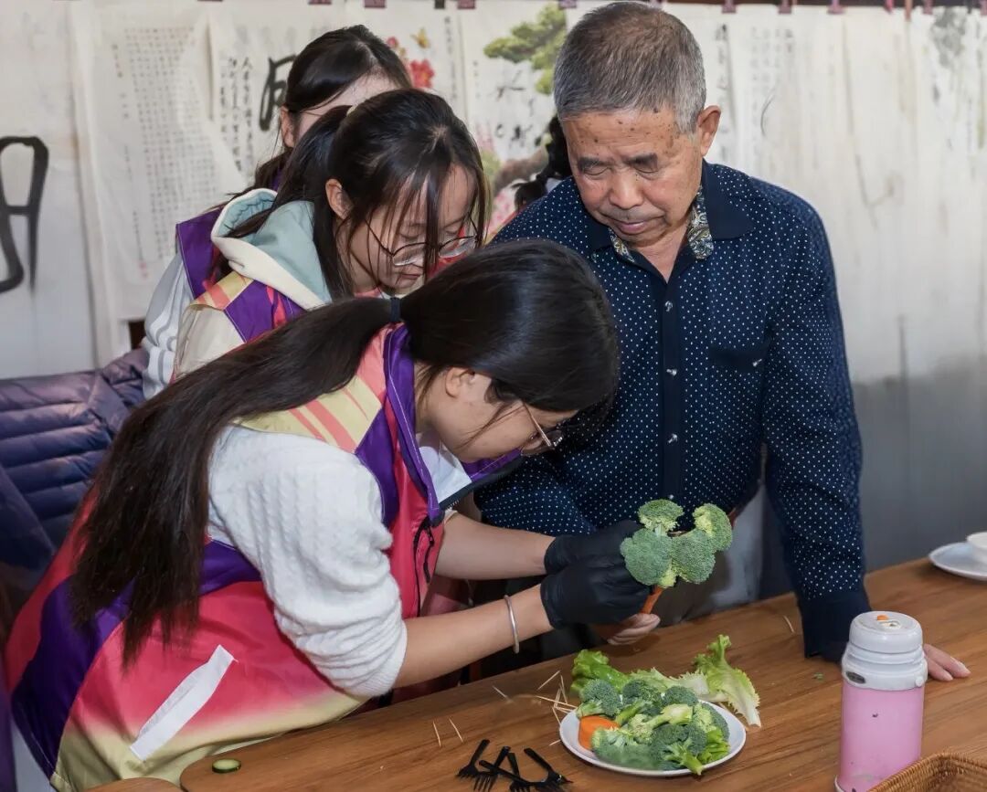 d9c6487d5db95e186bd8235553017631.jpg 640 (5).jpg